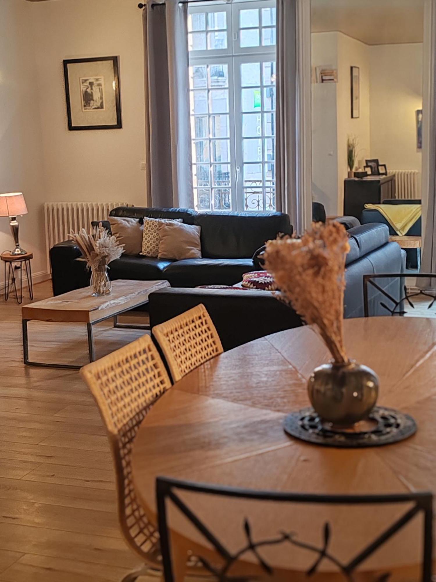 Duplex'po Apartment Dinan